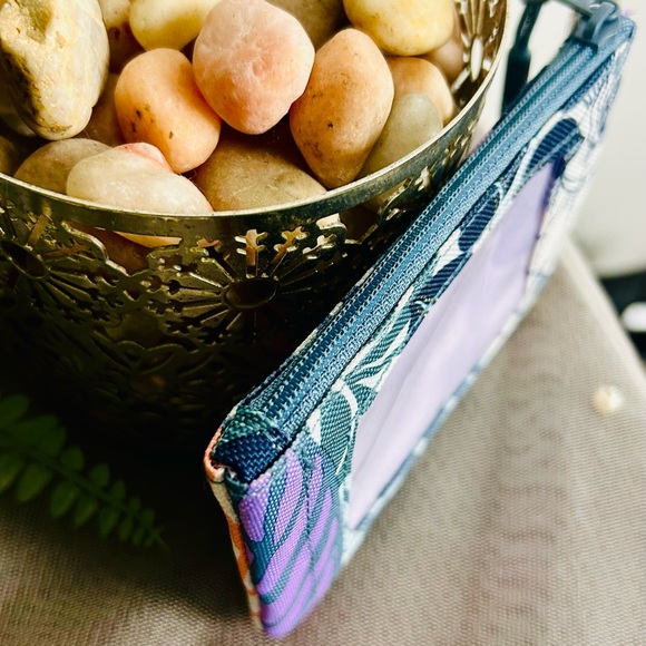 *NWT* Vera Bradley Floral Key Ring ID Holder - Picture 4 of 11